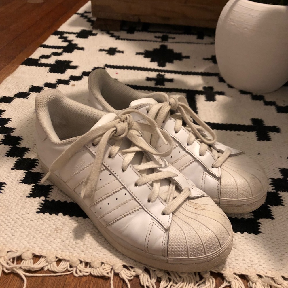 White adidas superstar shoes